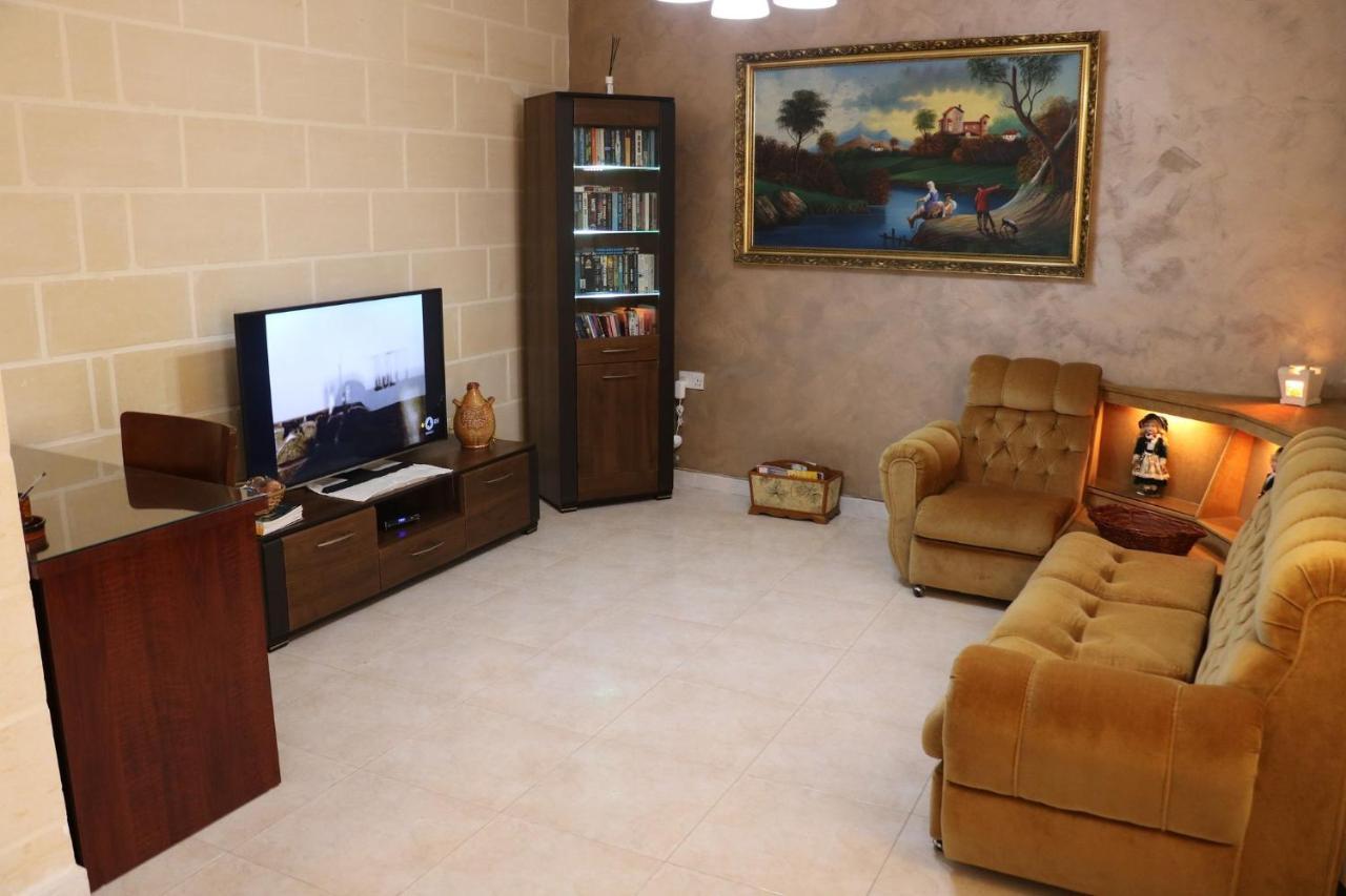 Grazzja Traditional Apartment Zabbar ภายนอก รูปภาพ