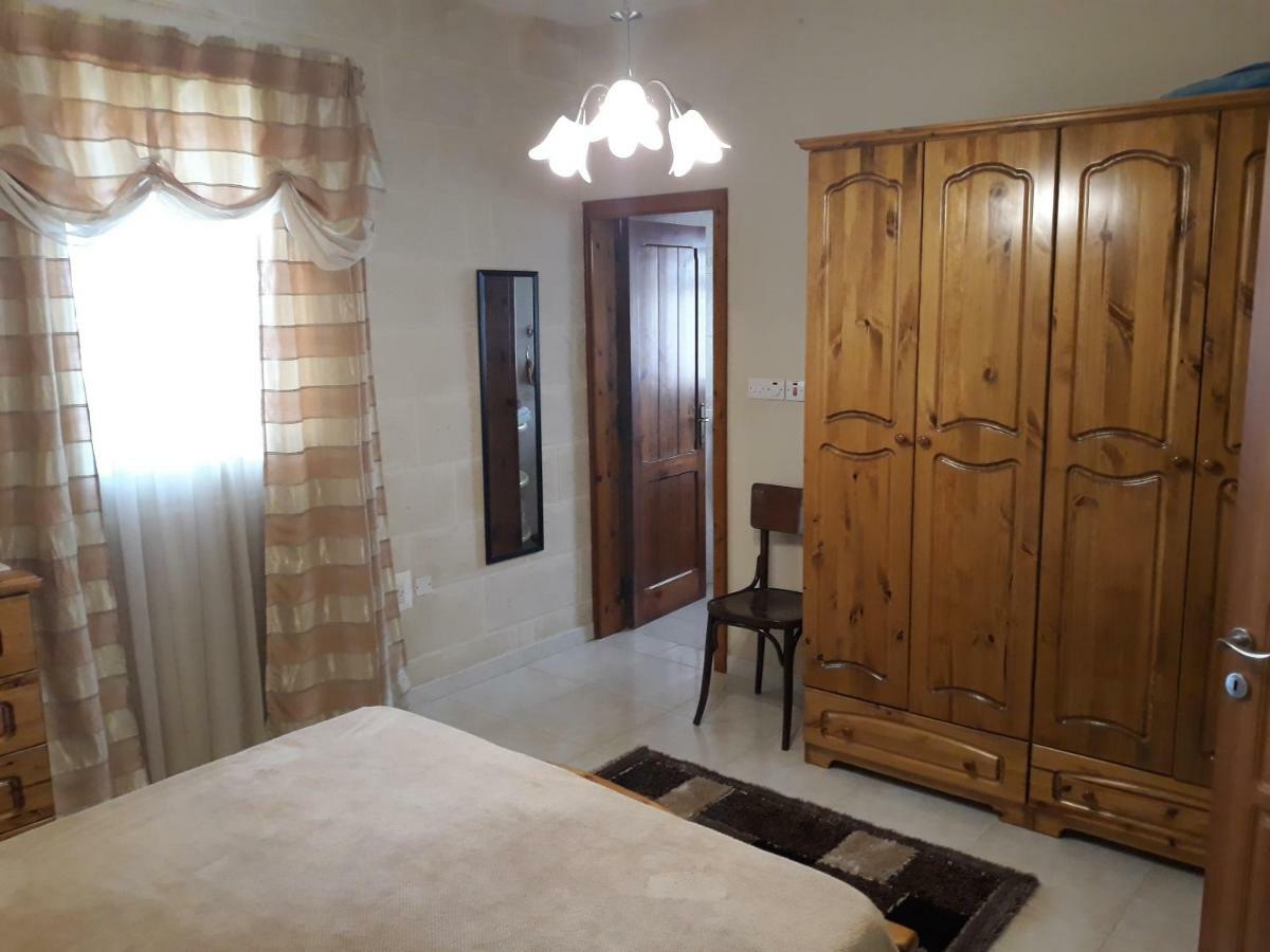 Grazzja Traditional Apartment Zabbar ภายนอก รูปภาพ